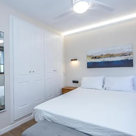 Apartment Charming & Modern Adriana