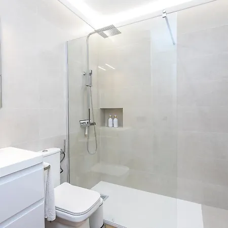 شقة Charming & Modern Adriana *